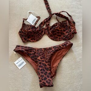 Monday Swimwear Bikini Dark Jaguar NET size small